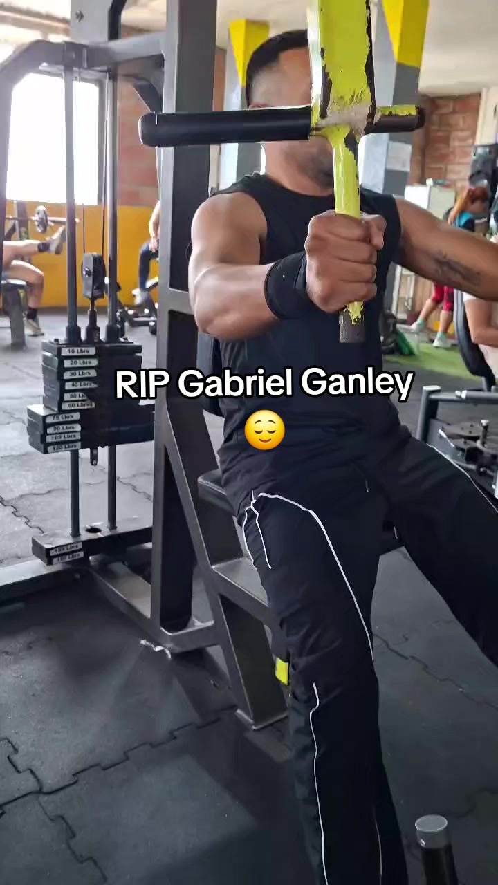 @Carlitooss😎