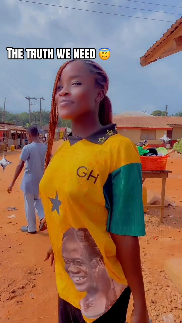@She&rsquo;s-&bull;🌸🤍~~&bull;Nana Yhaa🖤🤍