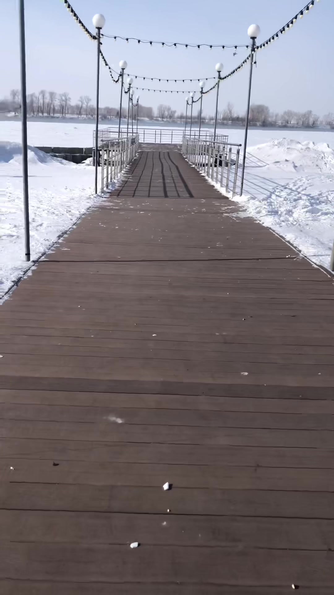 @Жас