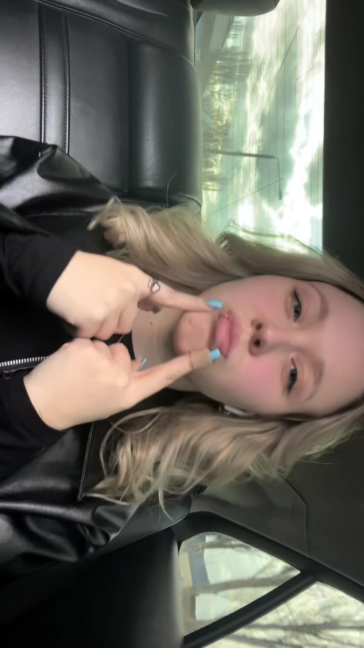 @<3