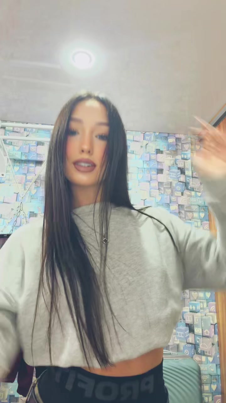 @𝖒𝖎𝖓𝖎 𝖓𝖎𝖐𝖔𝖓🤫💸