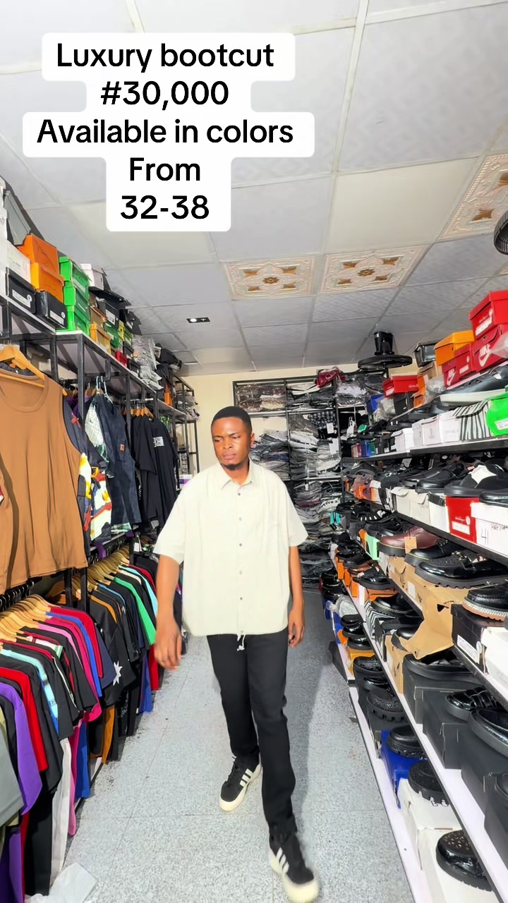 @BIGGEST TSHIRTWAREHOUSE IN IBD