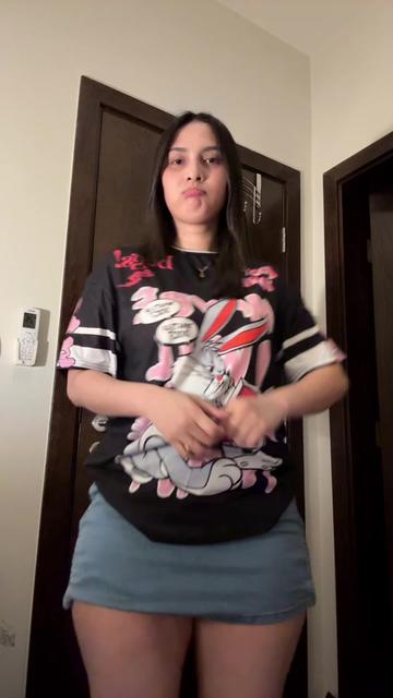 @Debyy