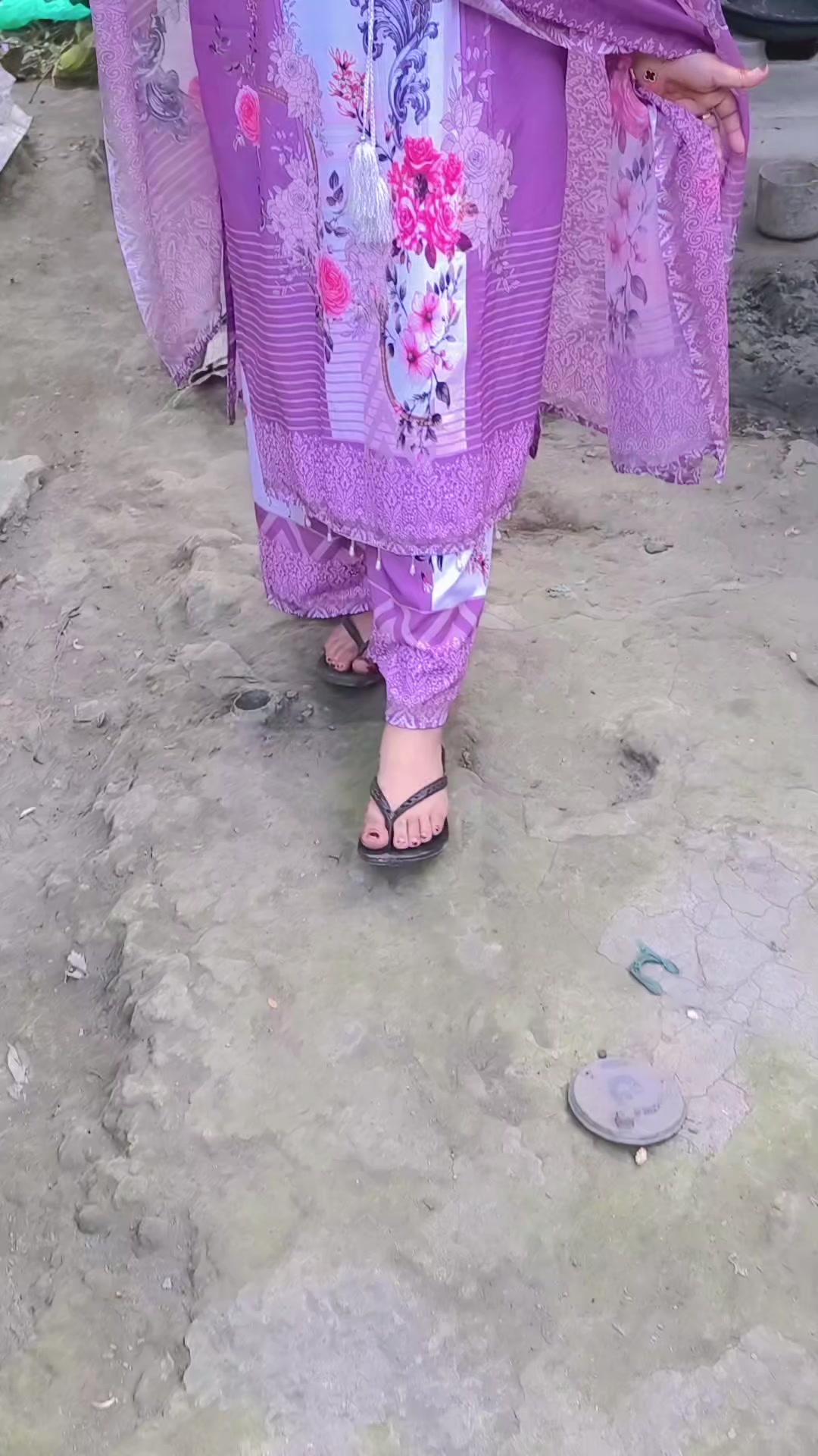 @রহস্যময়ী 🖤