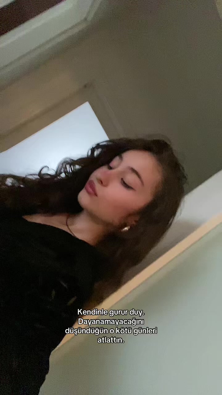 @tugcecinarr