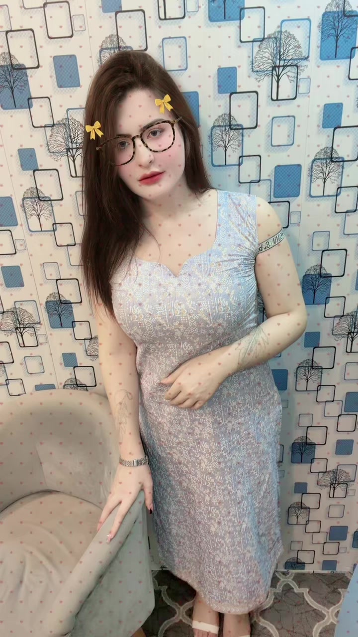 @Riya Khan34