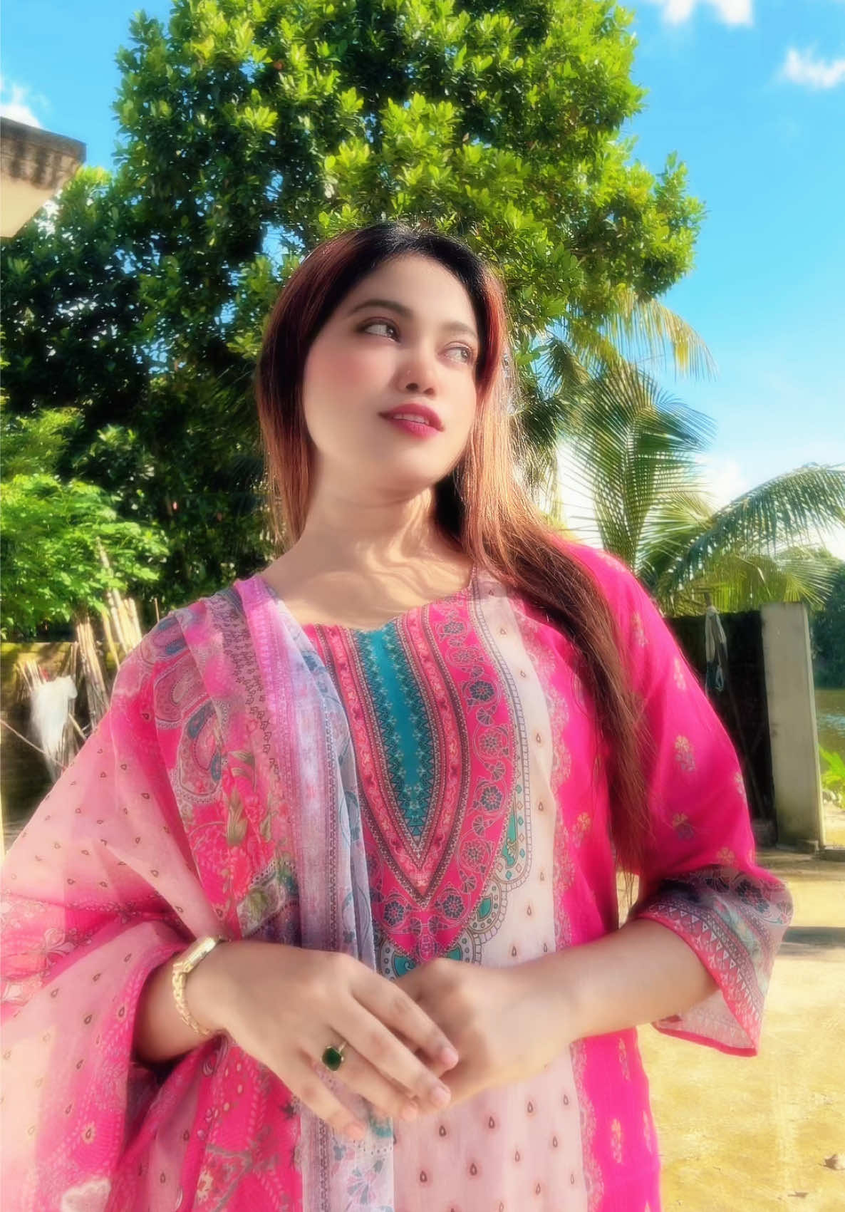 @Urmi_Talukder 🦋