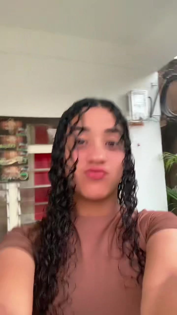 @Estefania🦋