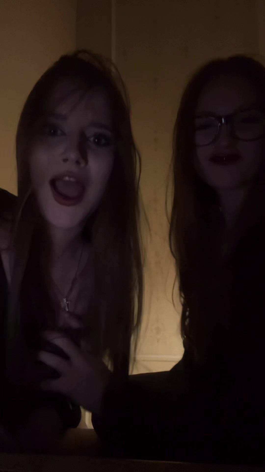 @scr_aue228
