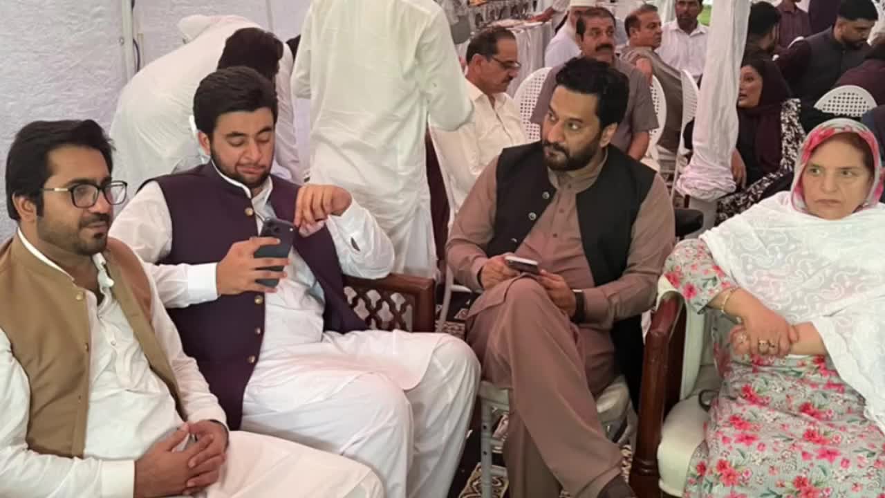 @Team Ch Akeel Aslam