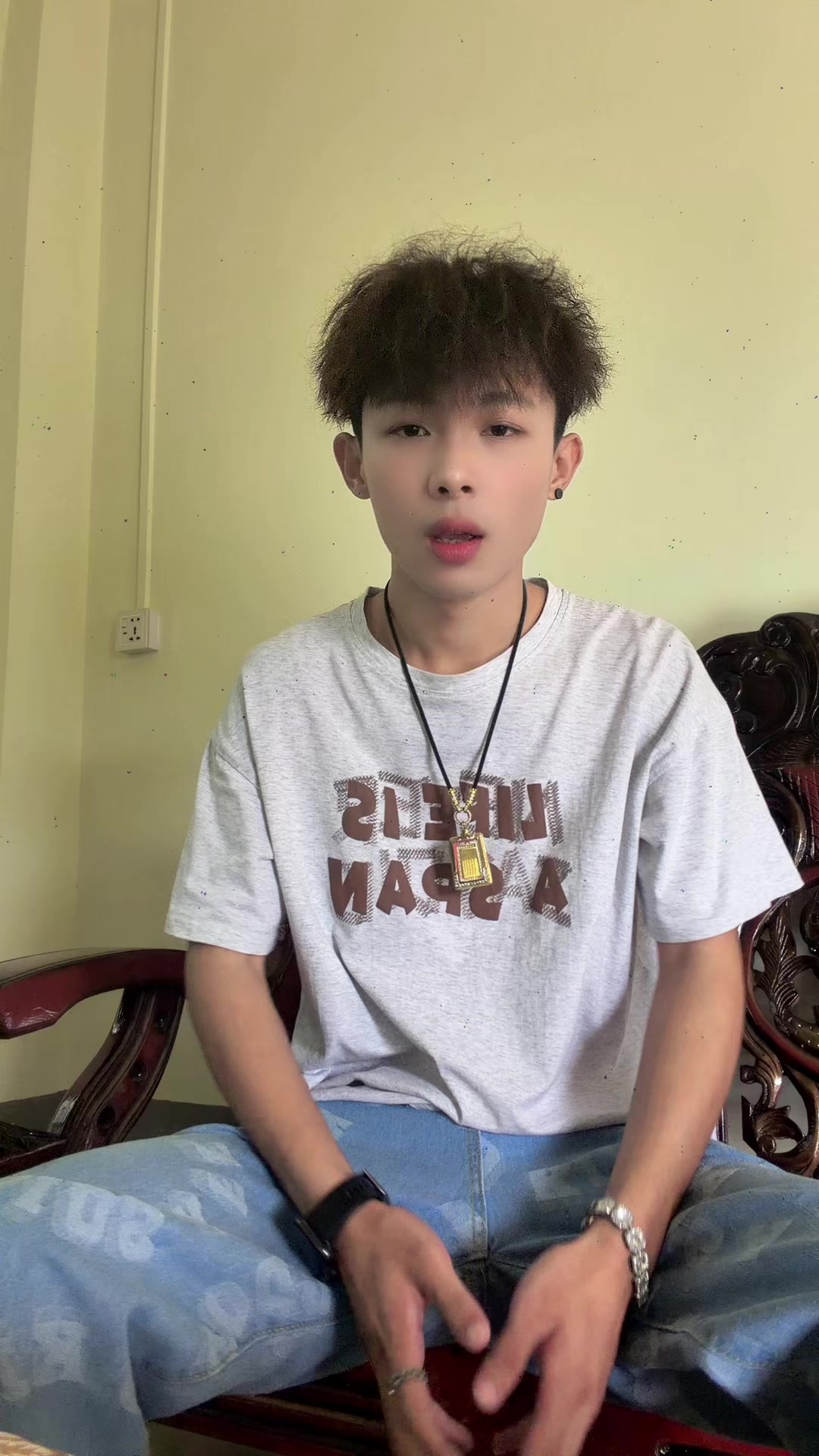 @Yu Zi Han 🖇️