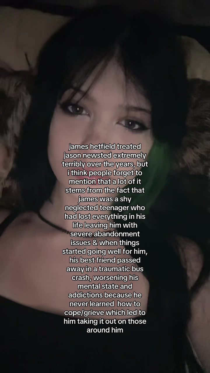 @OLIVIA🦇