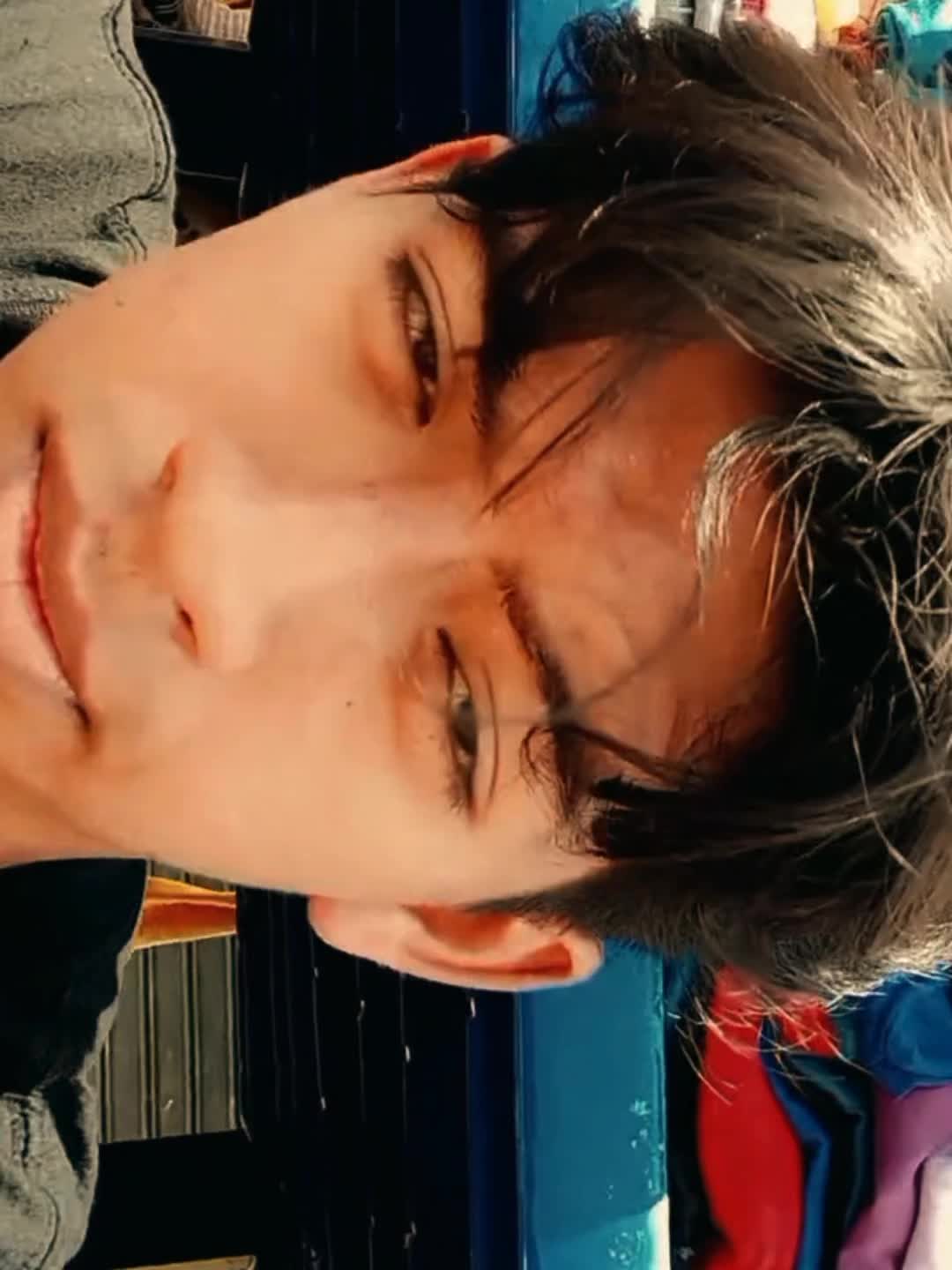 @yos