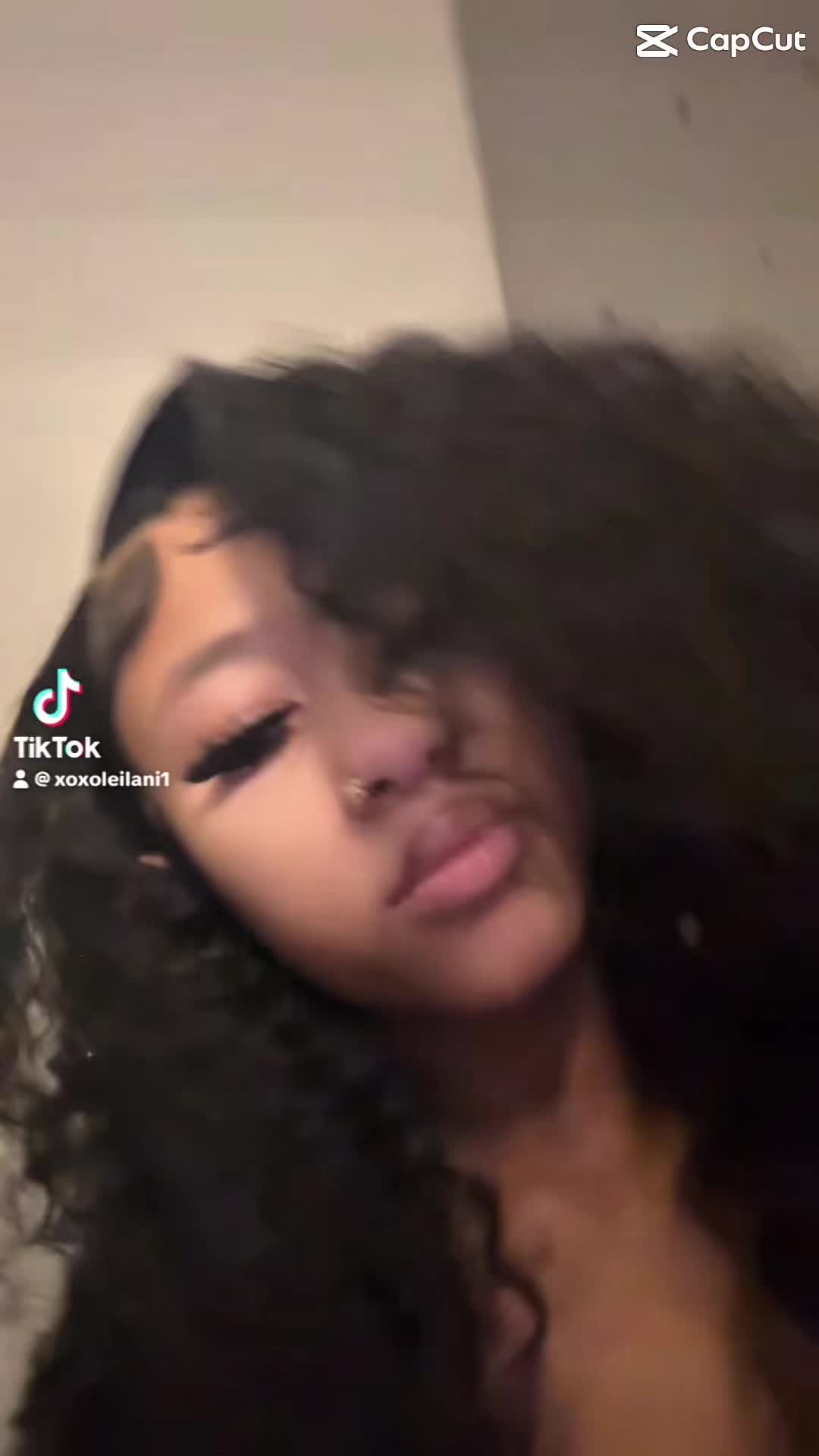 @femalesmurk