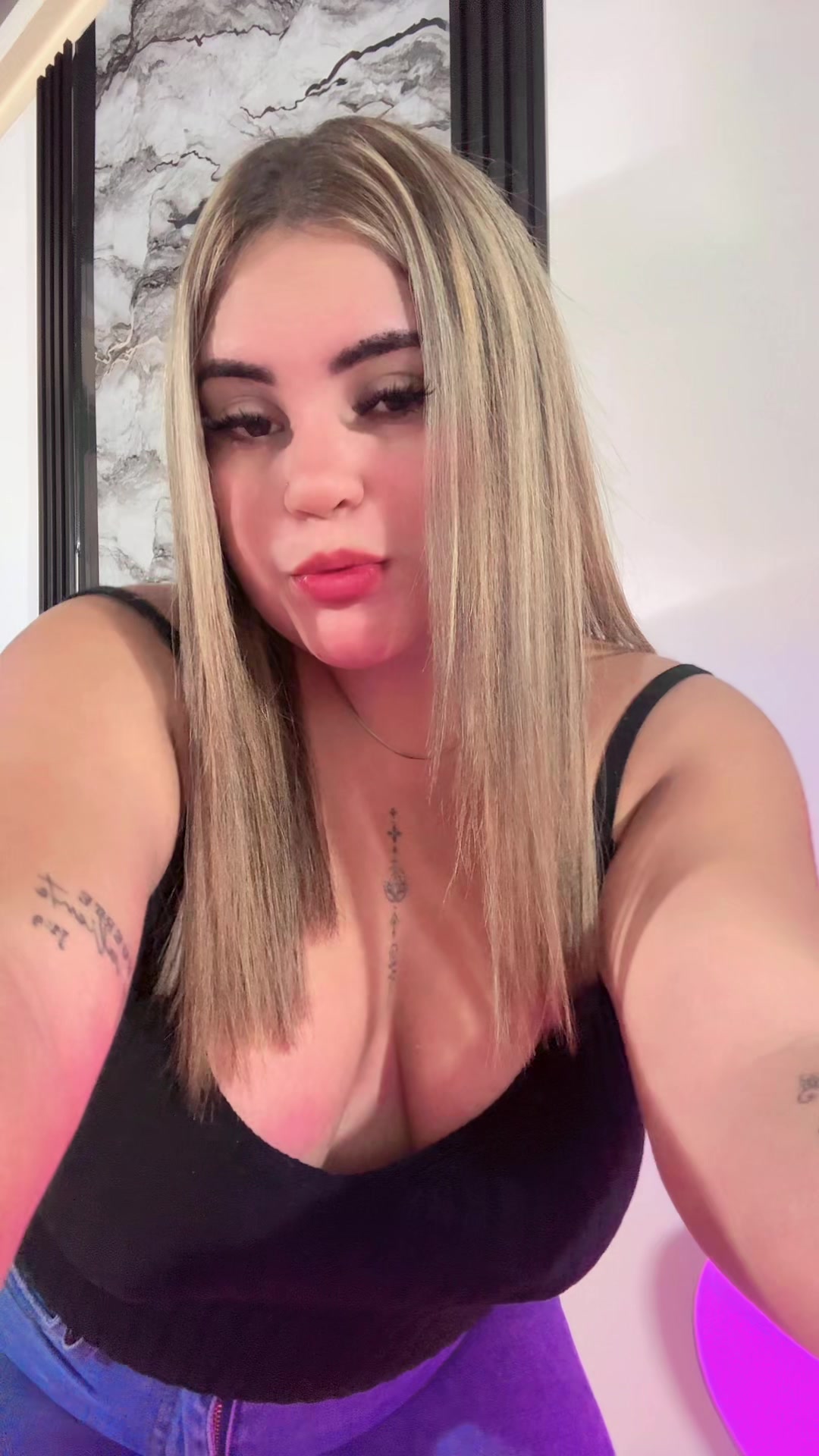 @Daiii_Oficial