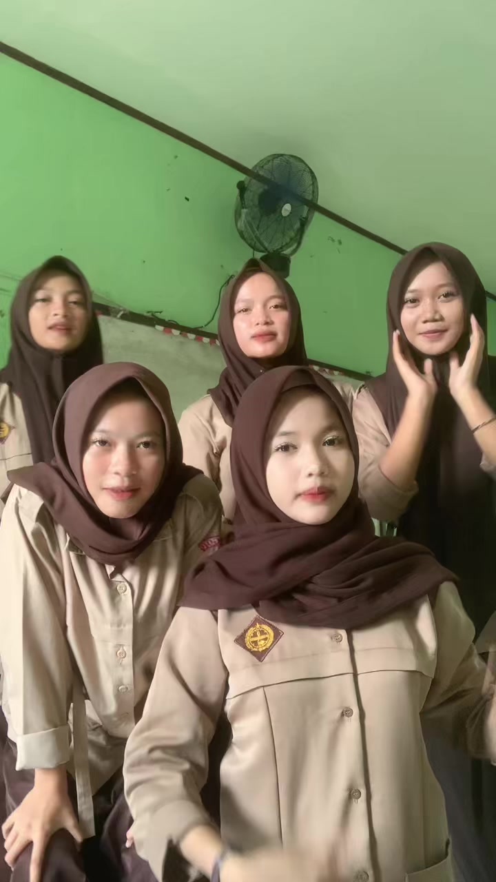 @Nanunnnw