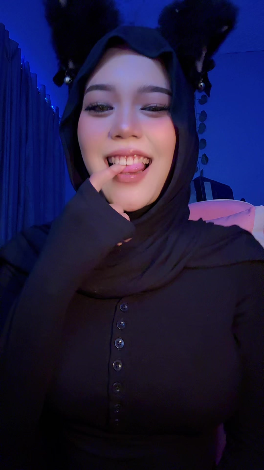 @Ayang
