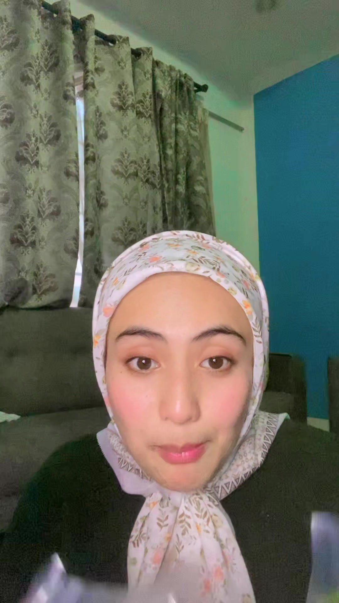 @Eyya000_