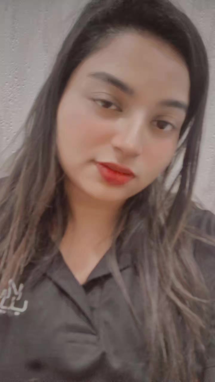 @Ayesha Hossain
