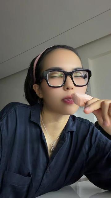 @moonie