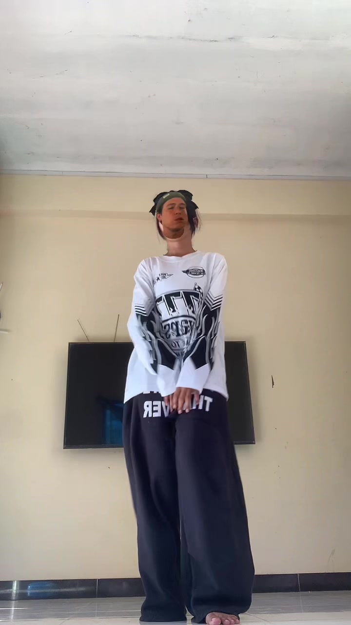 @EINMOVES