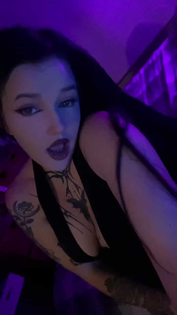 @emo.noodle.x