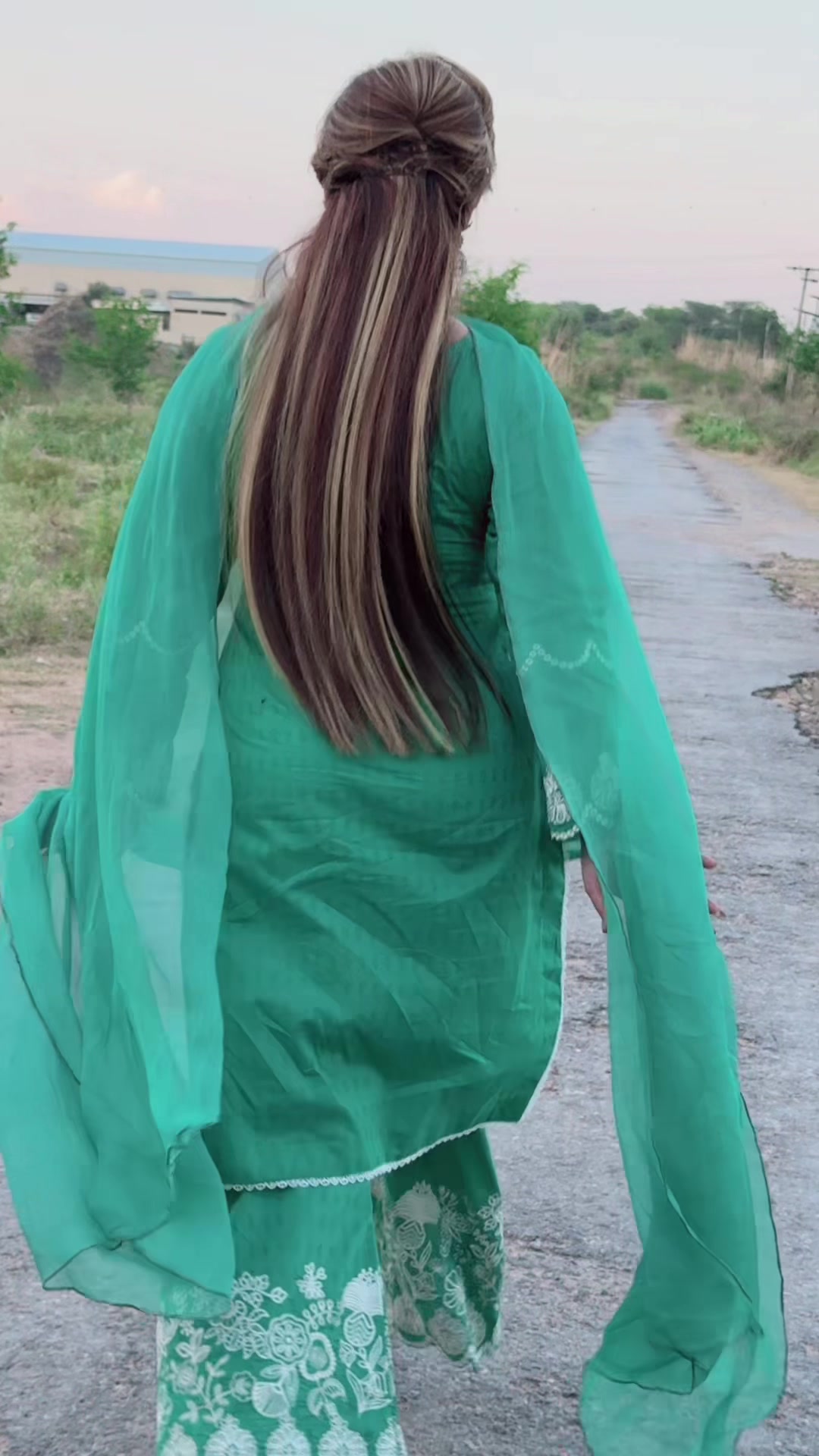 @❤️Waffa khan  &hearts;️
