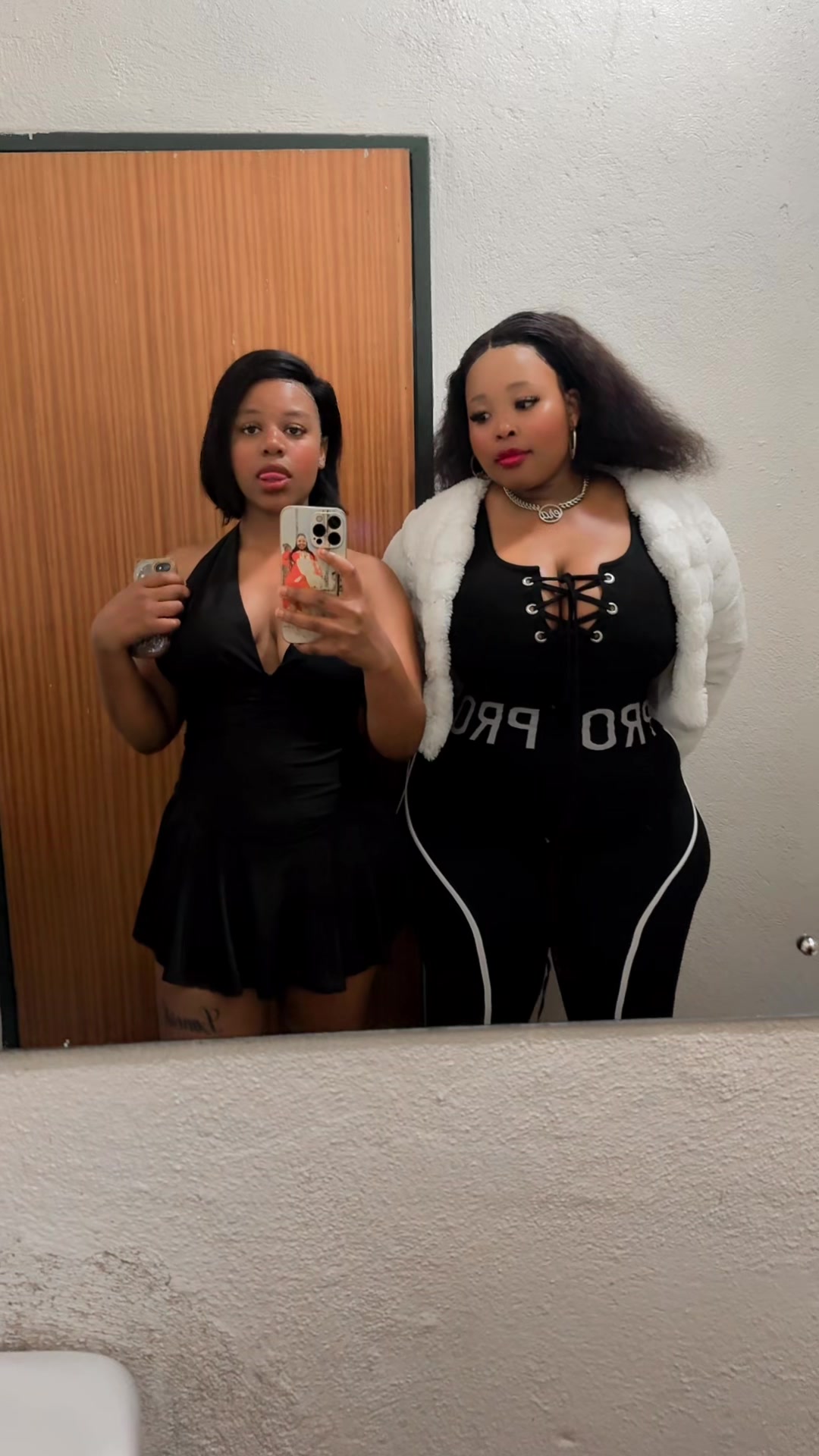 @Curvilicious 🥰F