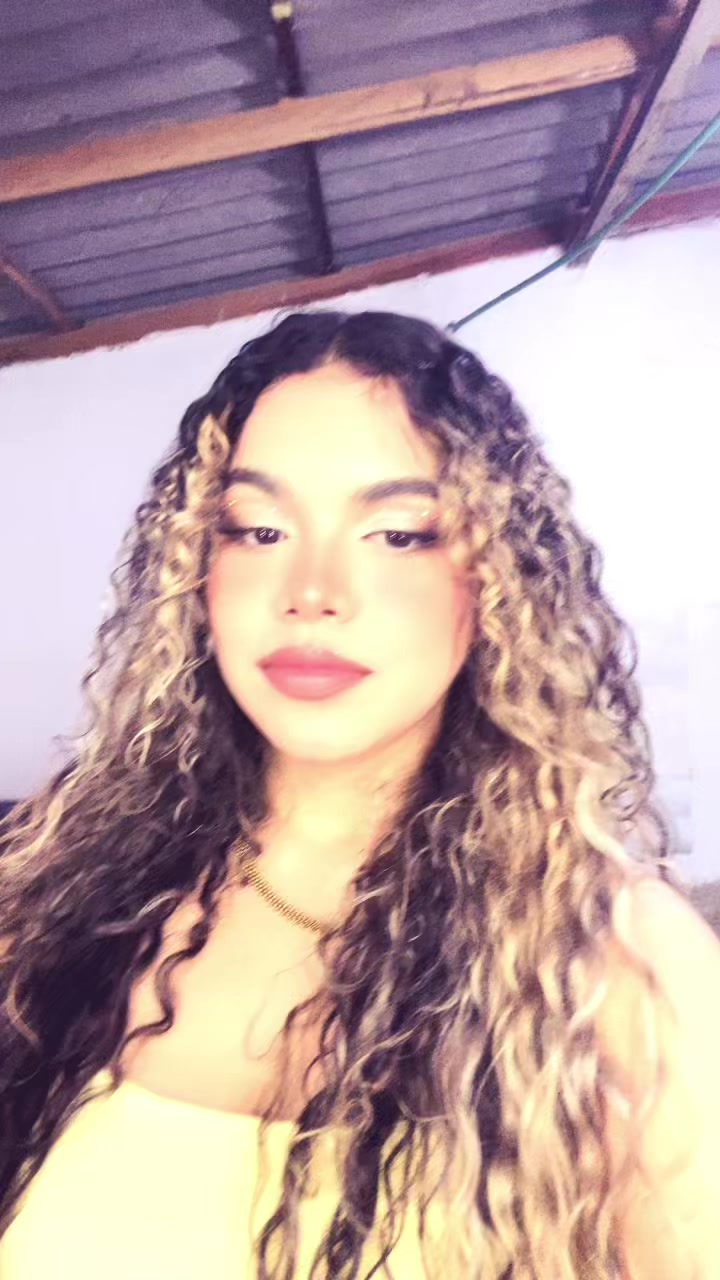 @Dani🌼
