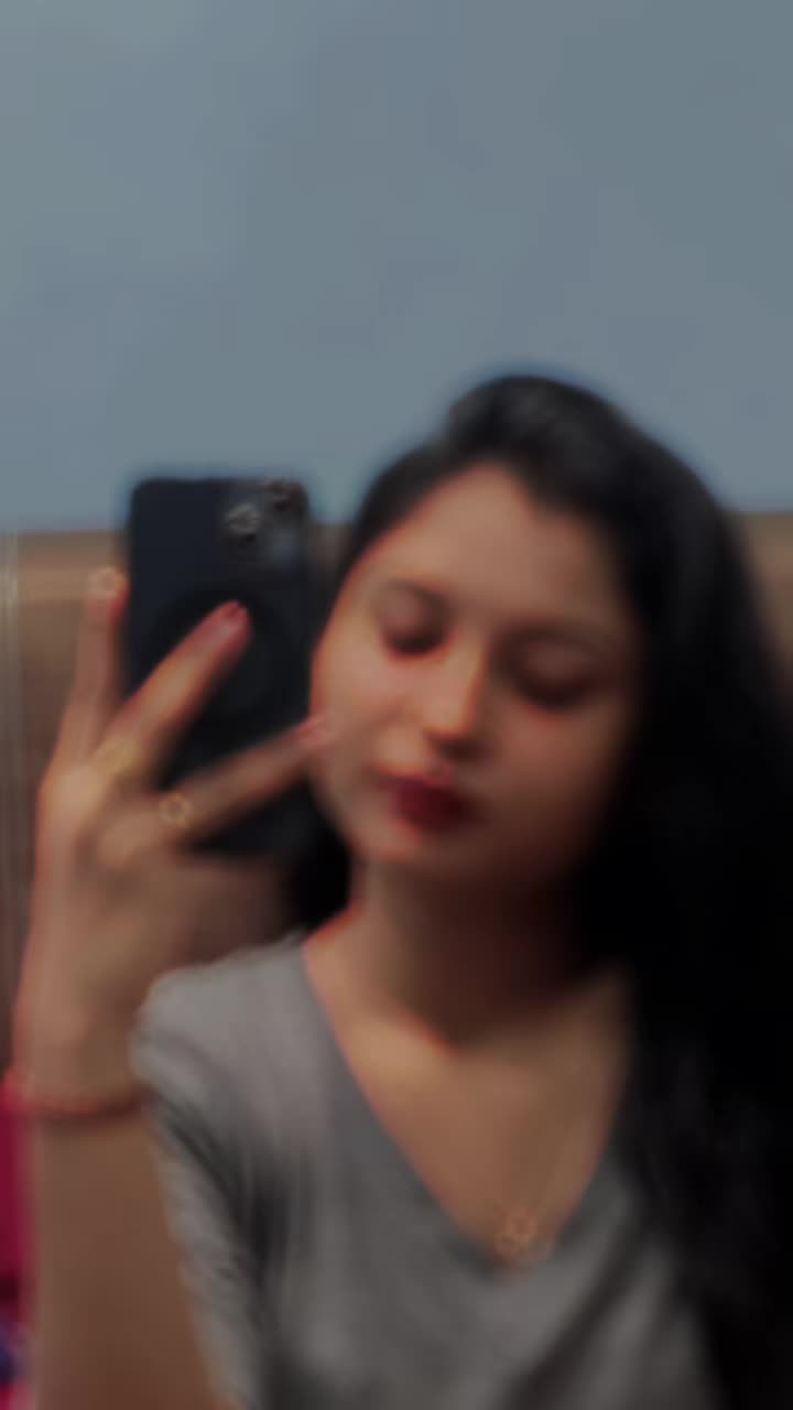 @𝒫𝒶𝓋𝒾.&sup2;⁶🤎🪐