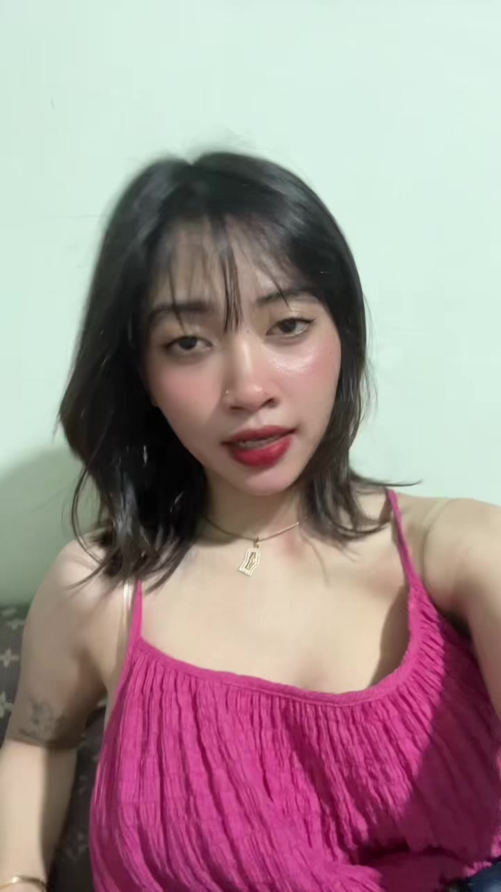 @Ployy