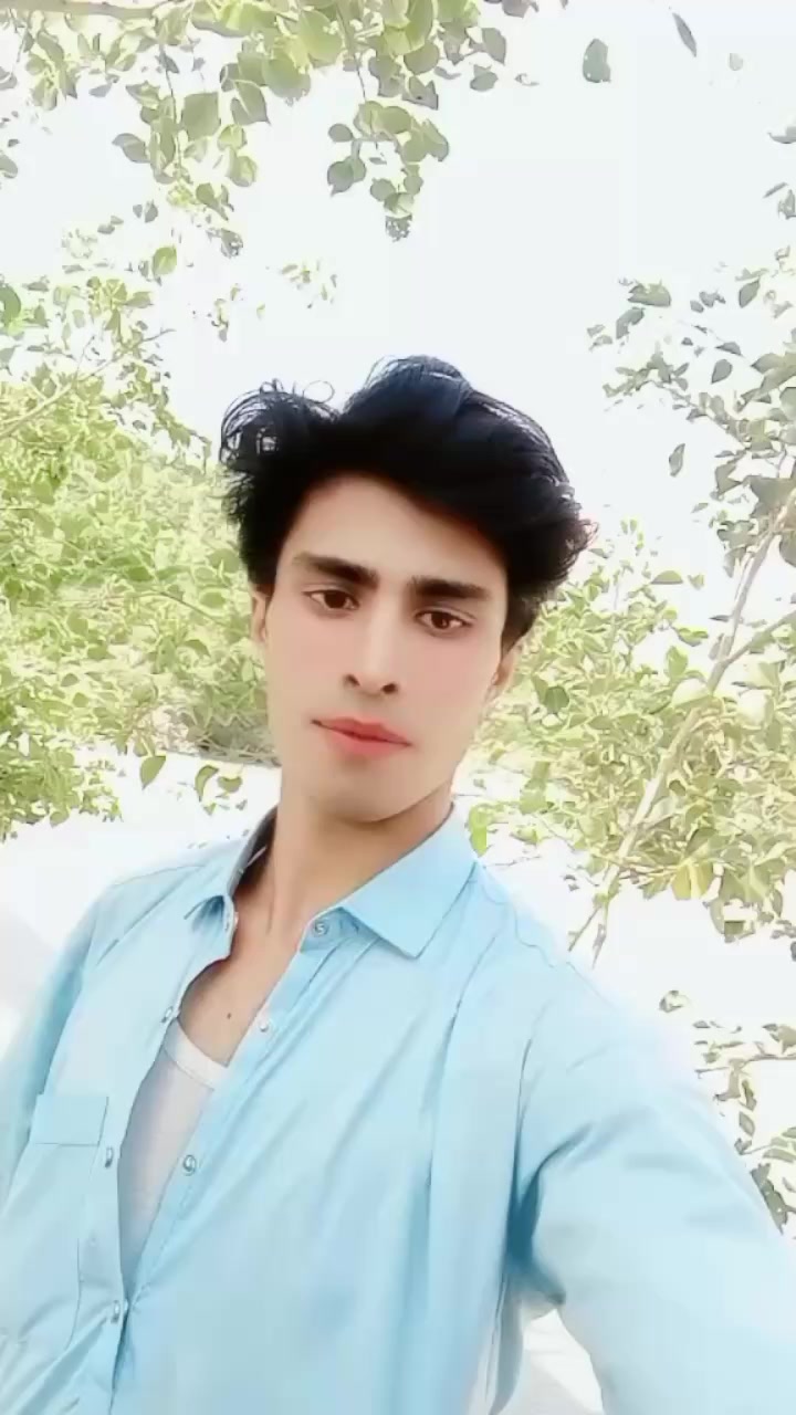 @M<(♥️)>R