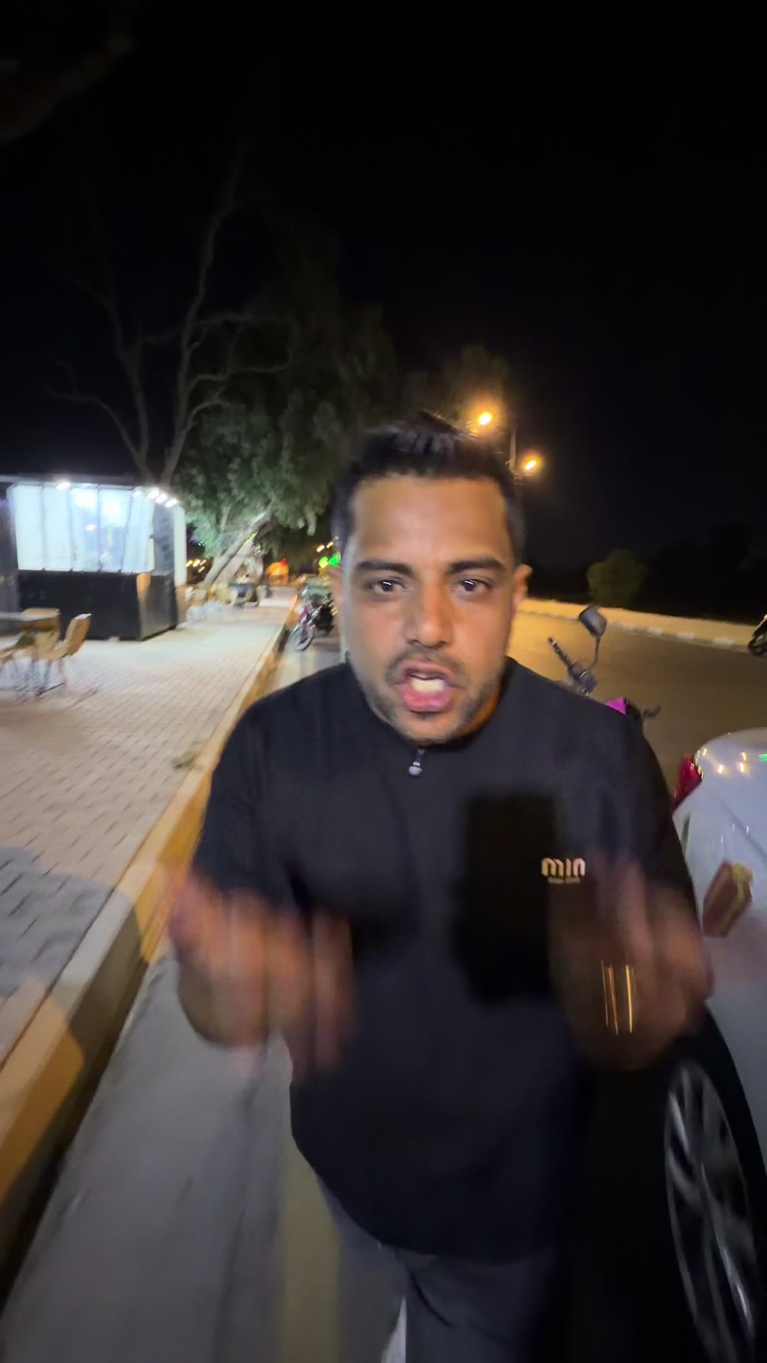 @يوميات رائد الحلاق