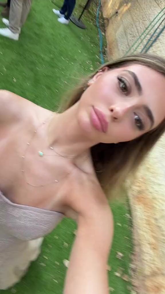 @אַיָּה
