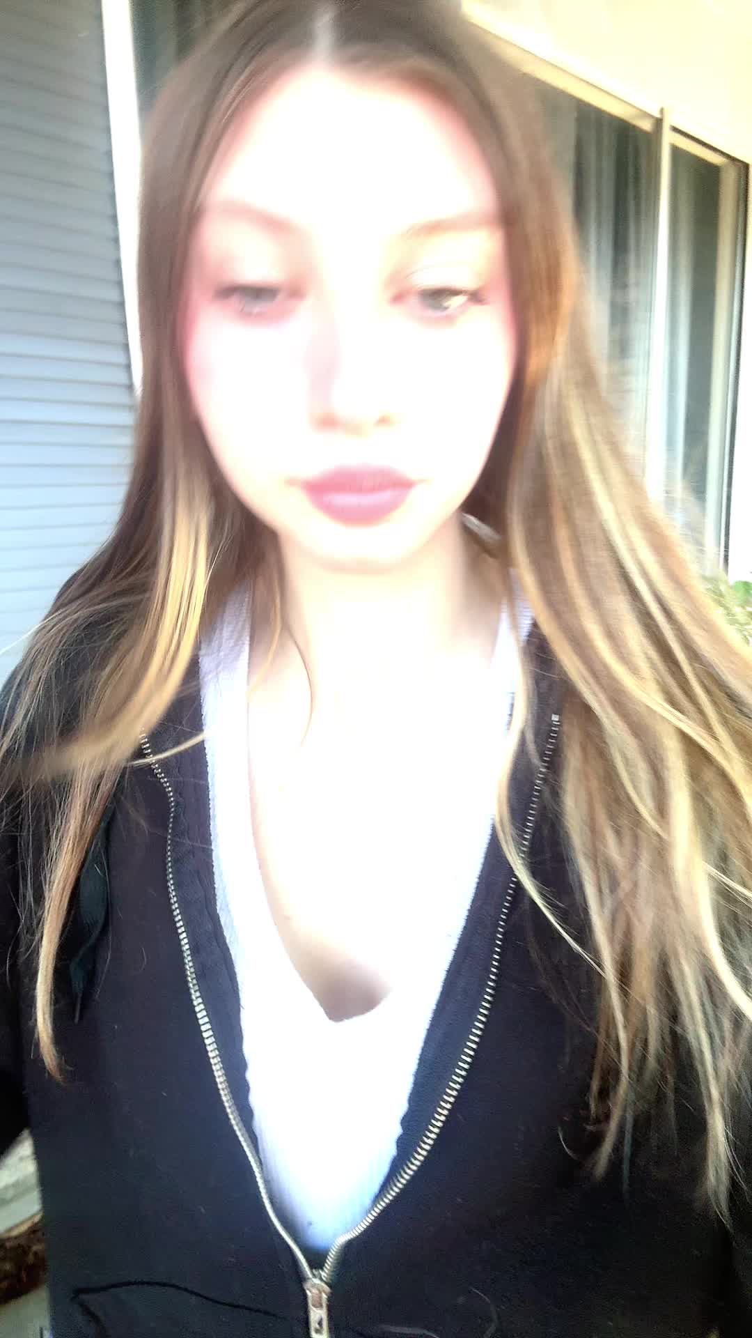 @pr3ttyface.shy_209