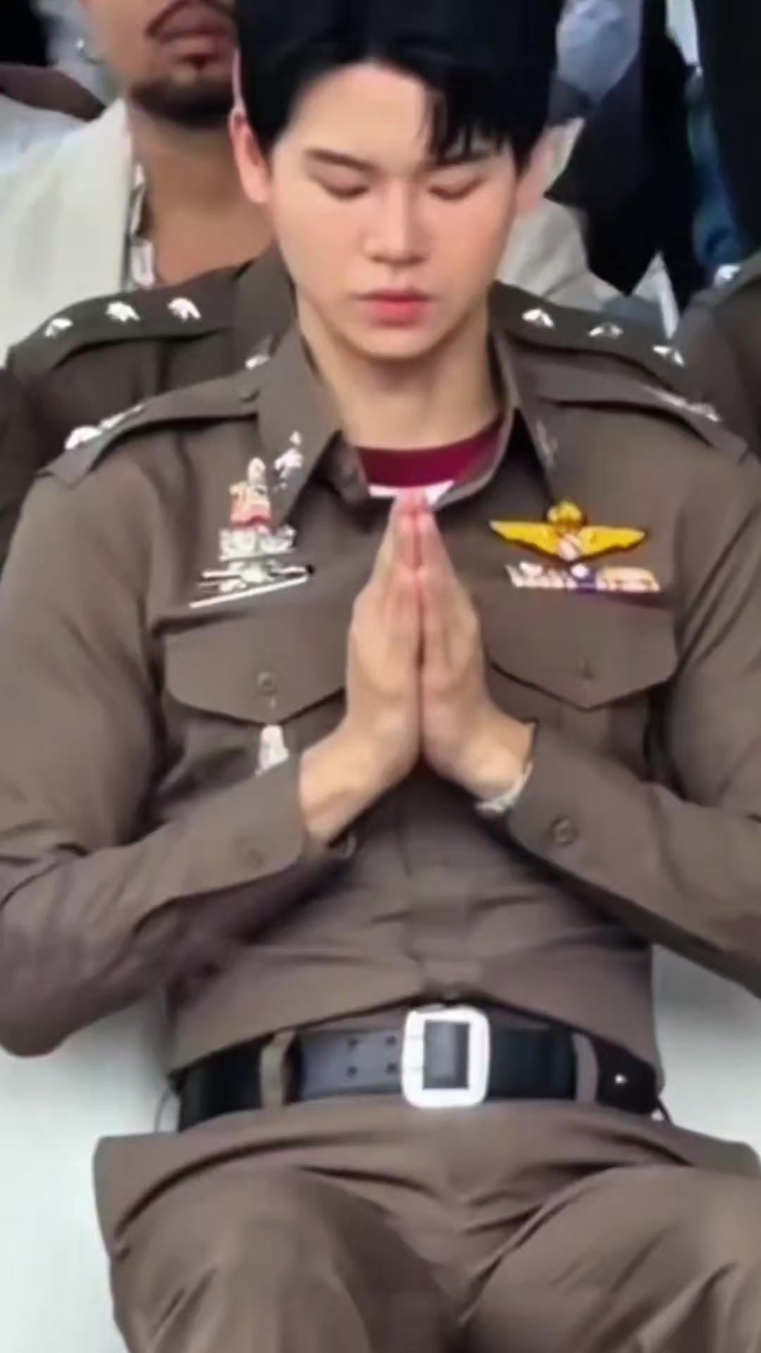 @HandsomeMen