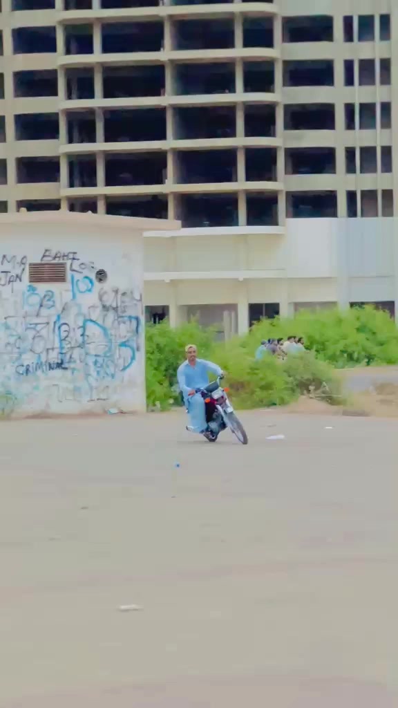 @ᴋʜᴀʀᴜ 4⁴4☝🏿🇵🇰 ︻┻┳══━一