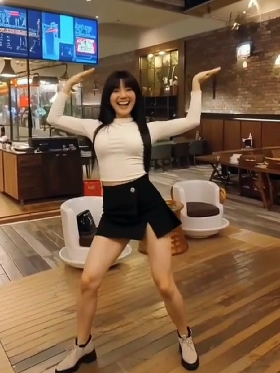 @𝙉𝙞𝙣𝙛𝙖 🦋⃤