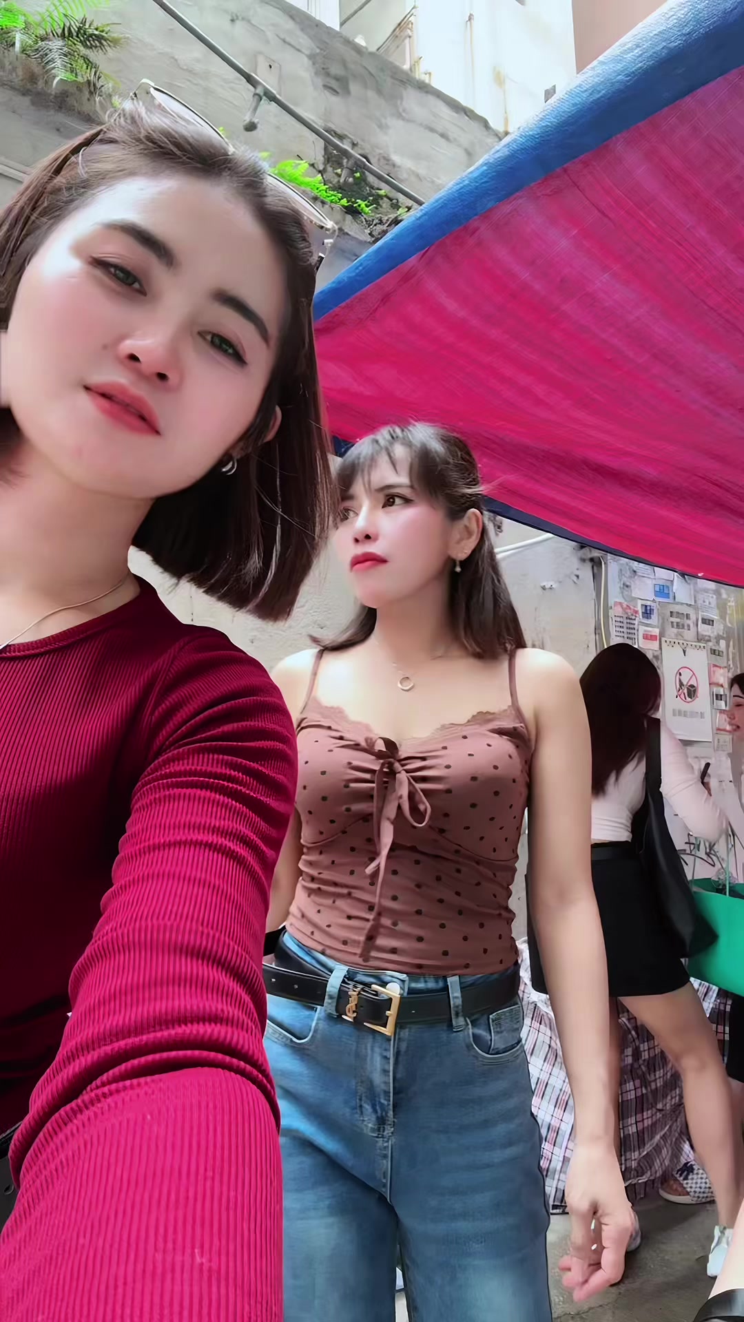 @Tia