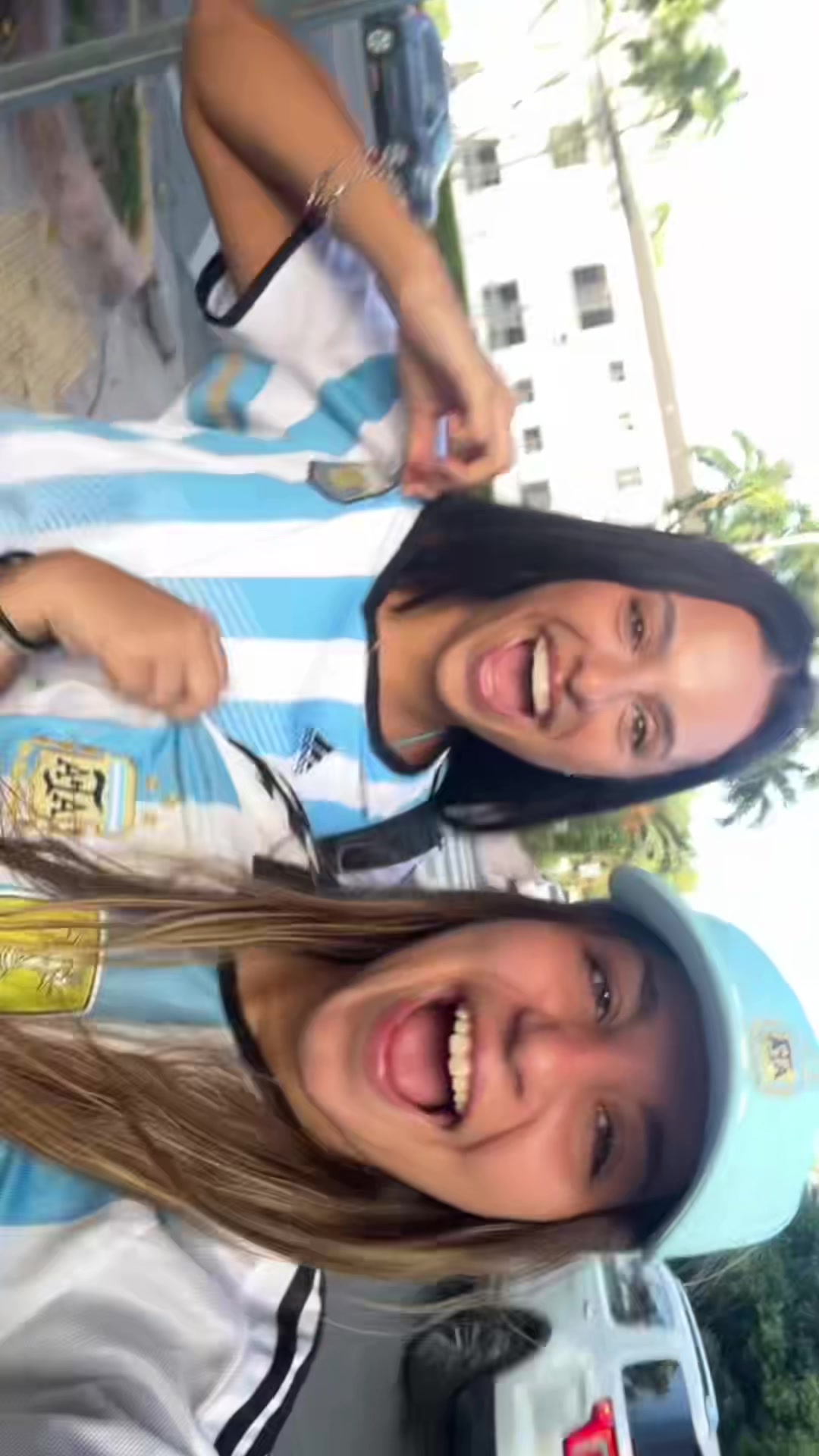 @delficaramell