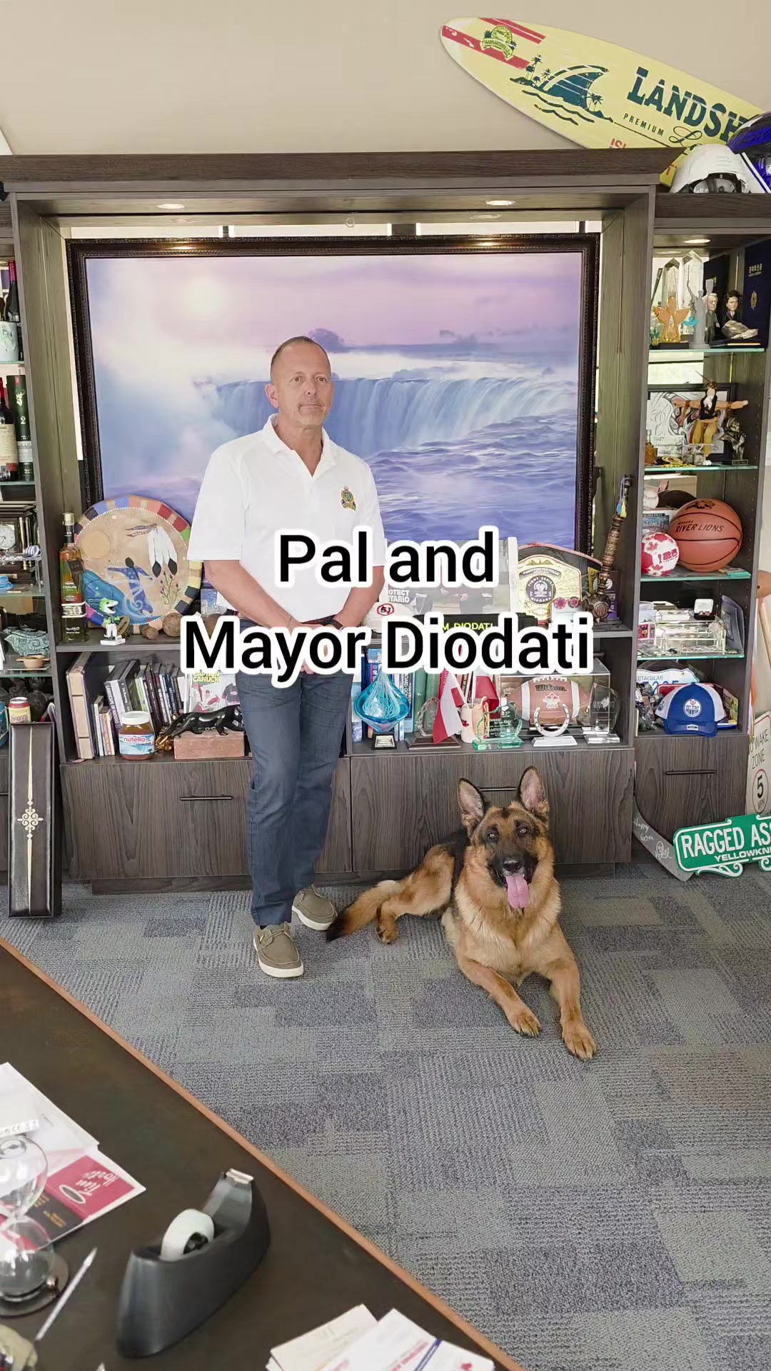@BuddyandMikes Pal