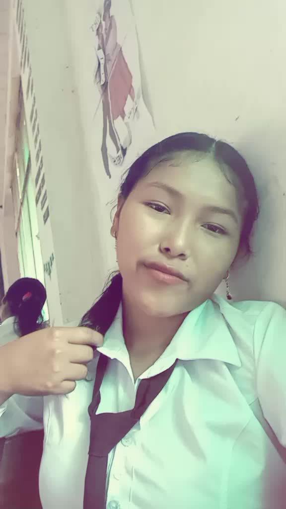 @shinahoteñita🍒🇧🇴