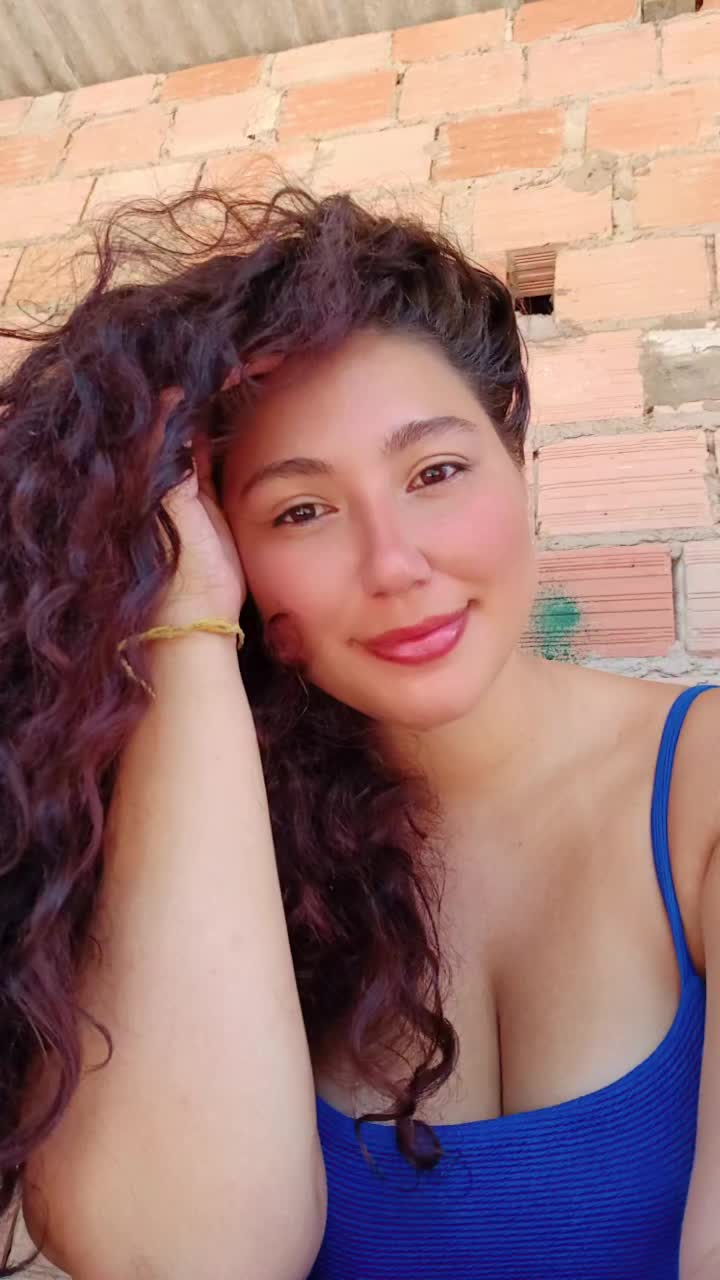 @Annycollares🦋