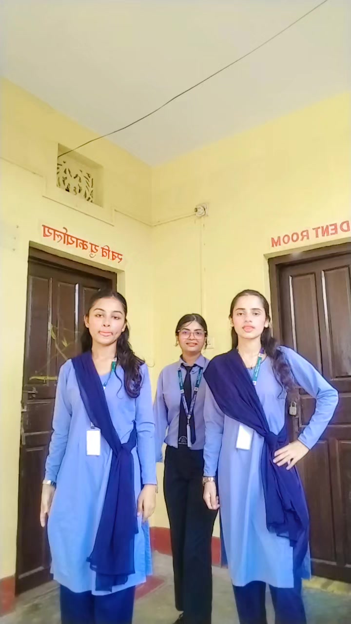 @SitArya👑✨