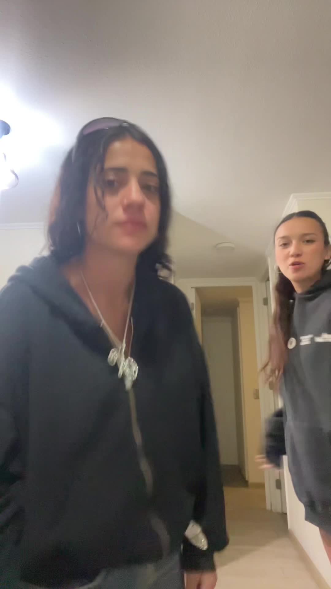 @nina