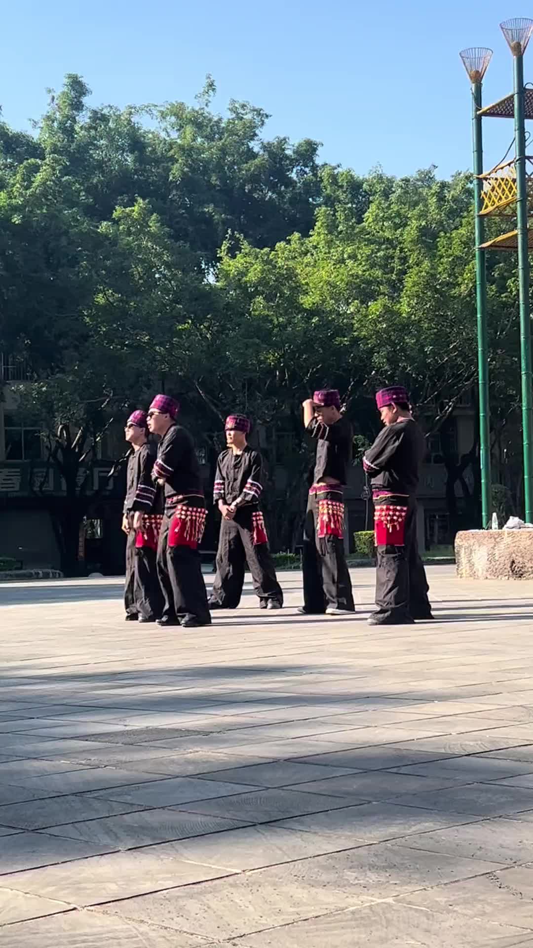@๐ต๐๐ณ๐๐-(แแญแฏแแแบ)