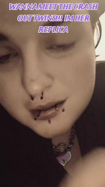 @💜💚FYF_TOXIC_CUDDLES_BRAT💚💜