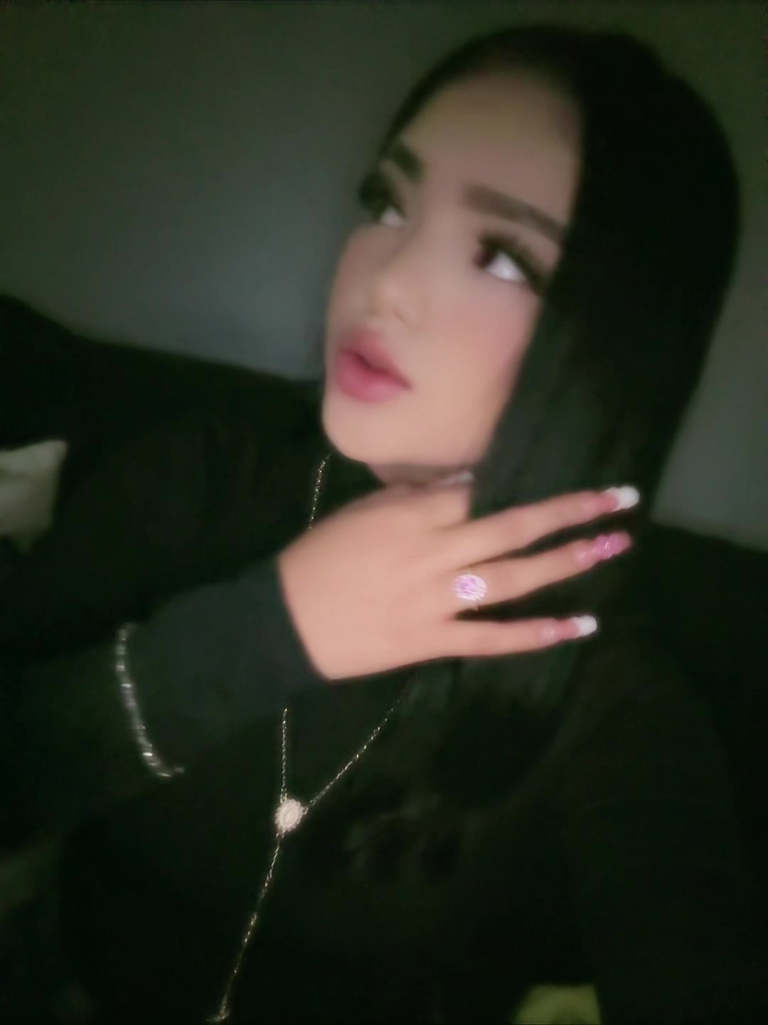 @ᶻ 𝘇 𐰁