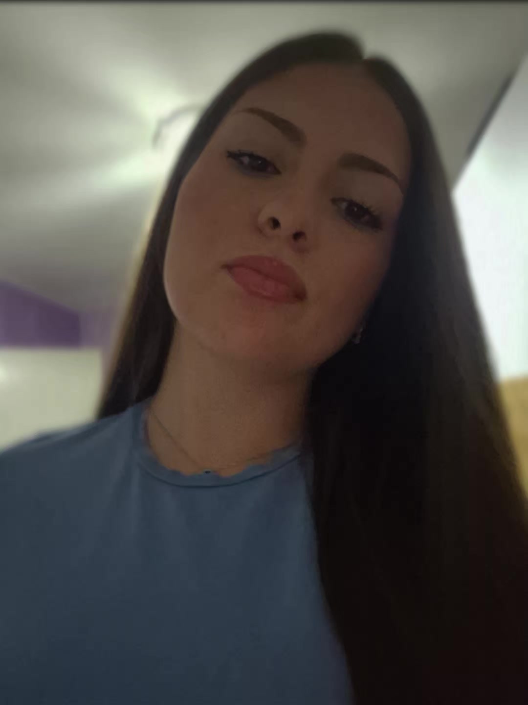 @🫦