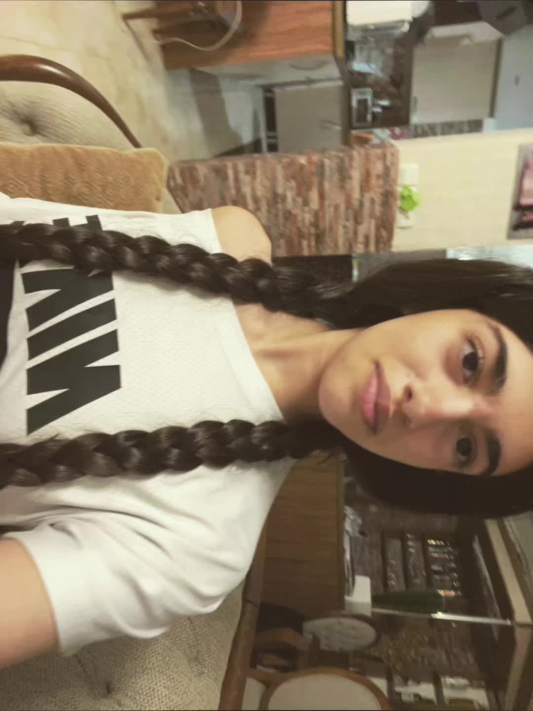 @AVA